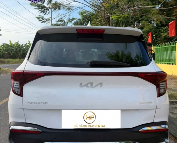 Kia Caren 2025